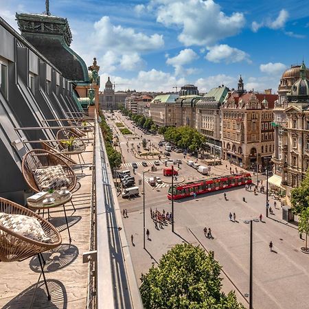Vn17 Rooftop Suites By Adrez Prague Ngoại thất bức ảnh